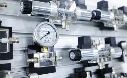 Hydraulic valves