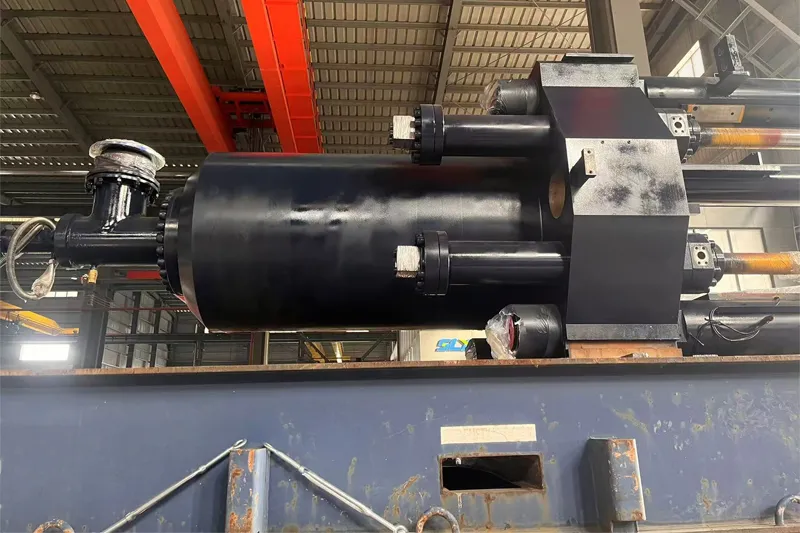 1100T short-stroke extrusion press shipped out to India.